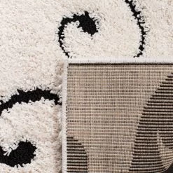 3'3"x5'3" Swirl Loomed Accent Rug Ivory/Black - Safavieh -Online Home Decoration GUEST 389d2c93 99a0 4024 bb86 de13e8a7a96b