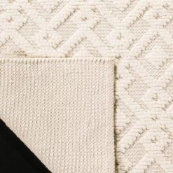 Geometric Woven Runner Ivory - Safavieh -Online Home Decoration GUEST 4b8a9afa 5dc1 42be 9312 150474e16ee8