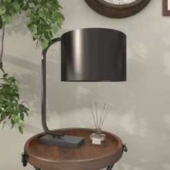 Traditional Metal Table Lamp Black - Olivia & May -Online Home Decoration GUEST 5360e6dc 471c 419e a5be 3dd32f1a665a