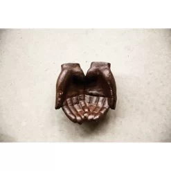 Cast Iron Hands Dish - Storied Home -Online Home Decoration GUEST 57f4a01a c5a1 4879 b744 52b631413723