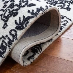 Metro MET993 Hand Tufted Area Rug - Safavieh -Online Home Decoration GUEST 636d6b82 41cb 4898 9f7f 055ecbc85b1c