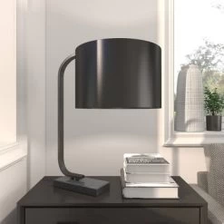 Traditional Metal Table Lamp Black - Olivia & May -Online Home Decoration GUEST 8775f56e 68d4 4f3f b2a4 722e262a6262