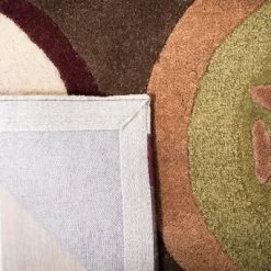 2'x3' Floral Tufted Accent Rug Brown - Safavieh -Online Home Decoration GUEST b27fc5ed eb29 4b98 8d01 d92cf3e8ac49