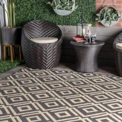 NuLOOM Jayne Geometric Diamond Indoor/Outdoor Area Rug -Online Home Decoration GUEST c90b23e8 f3d3 446e 97e1 dab7cf8b4cae
